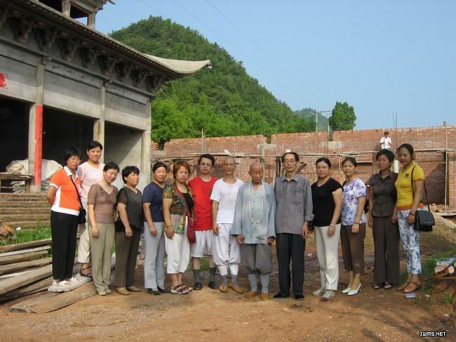 夏令营队员在西峡重阳寺活动的图片|慈善功德-重阳寺